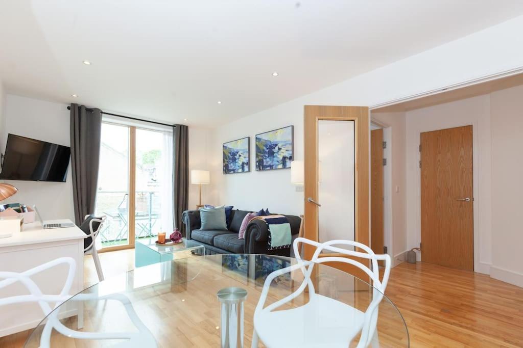 Oxfordshire Living - The Tolkien Apartment - Oxford Bagian luar foto