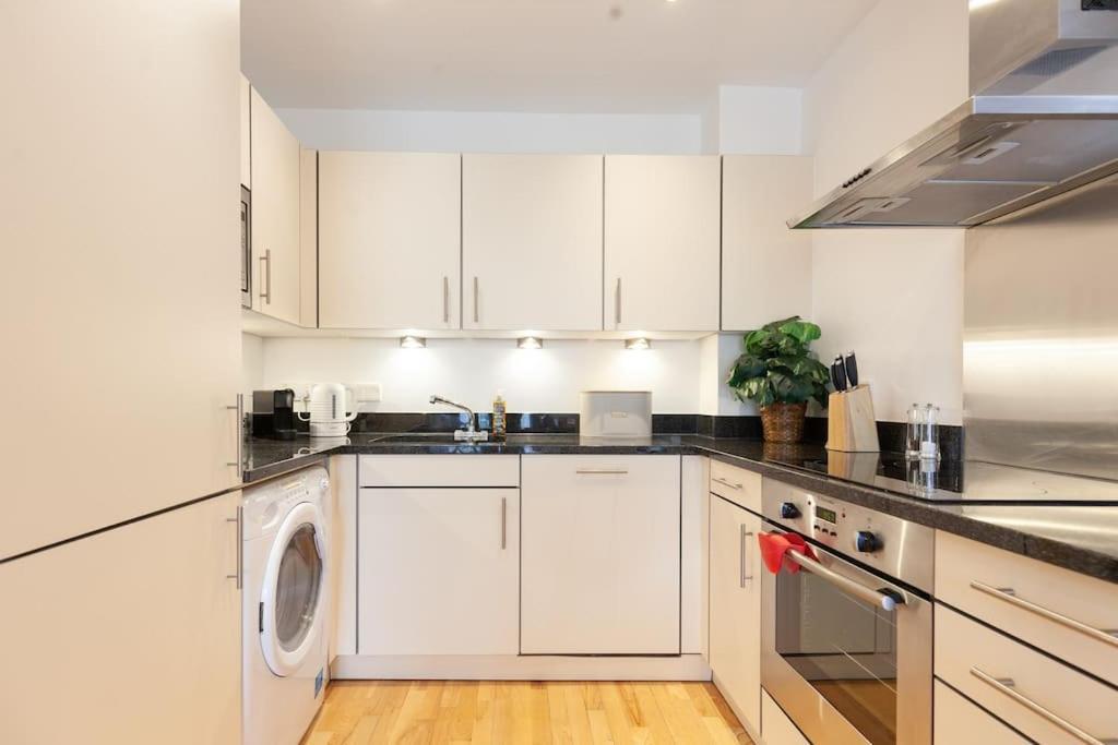 Oxfordshire Living - The Tolkien Apartment - Oxford Bagian luar foto