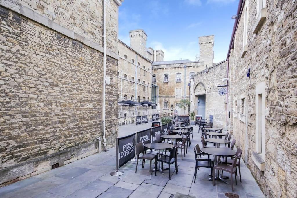 Oxfordshire Living - The Tolkien Apartment - Oxford Bagian luar foto