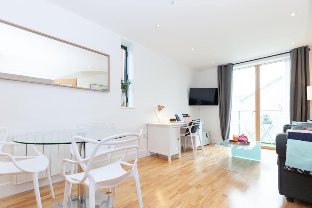 Oxfordshire Living - The Tolkien Apartment - Oxford Bagian luar foto