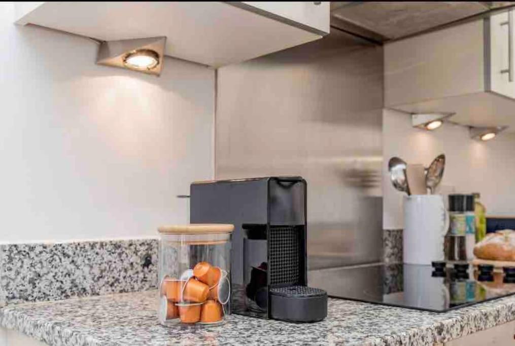 Oxfordshire Living - The Tolkien Apartment - Oxford Bagian luar foto